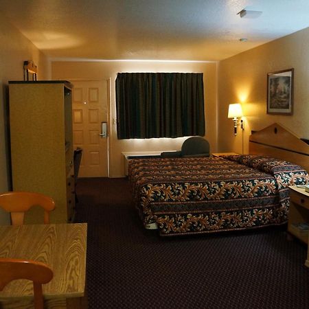 Delux Inn Tulsa Zewnętrze zdjęcie