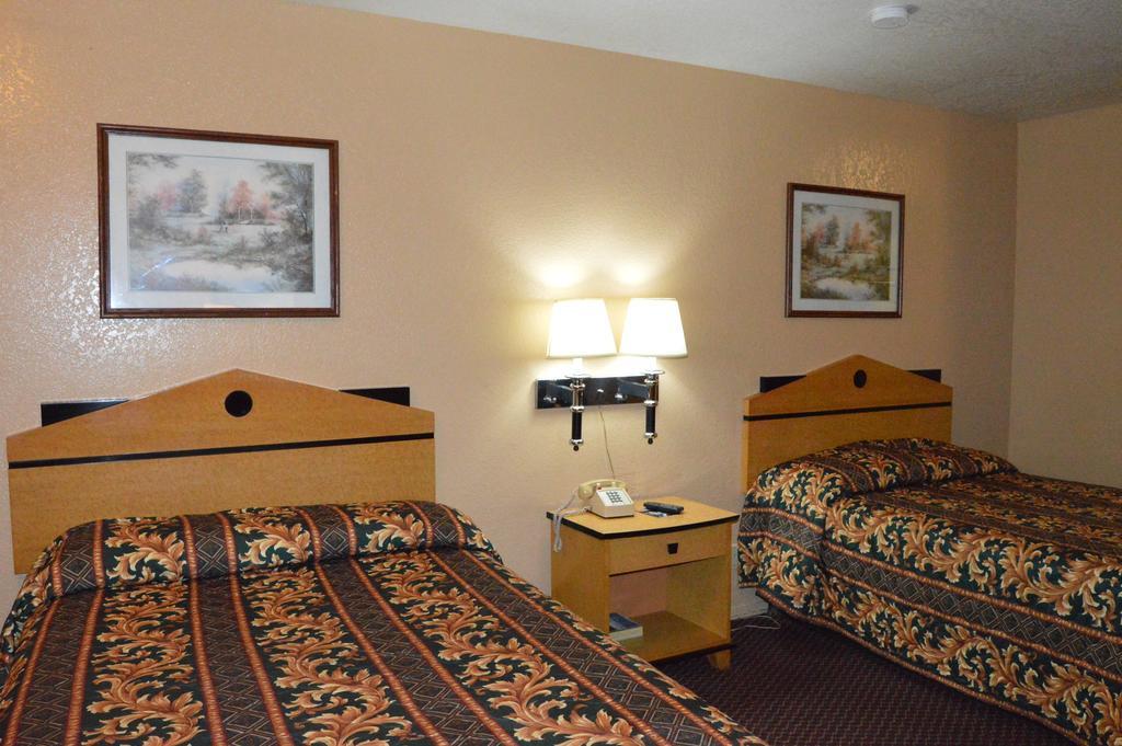 Delux Inn Tulsa Pokój zdjęcie