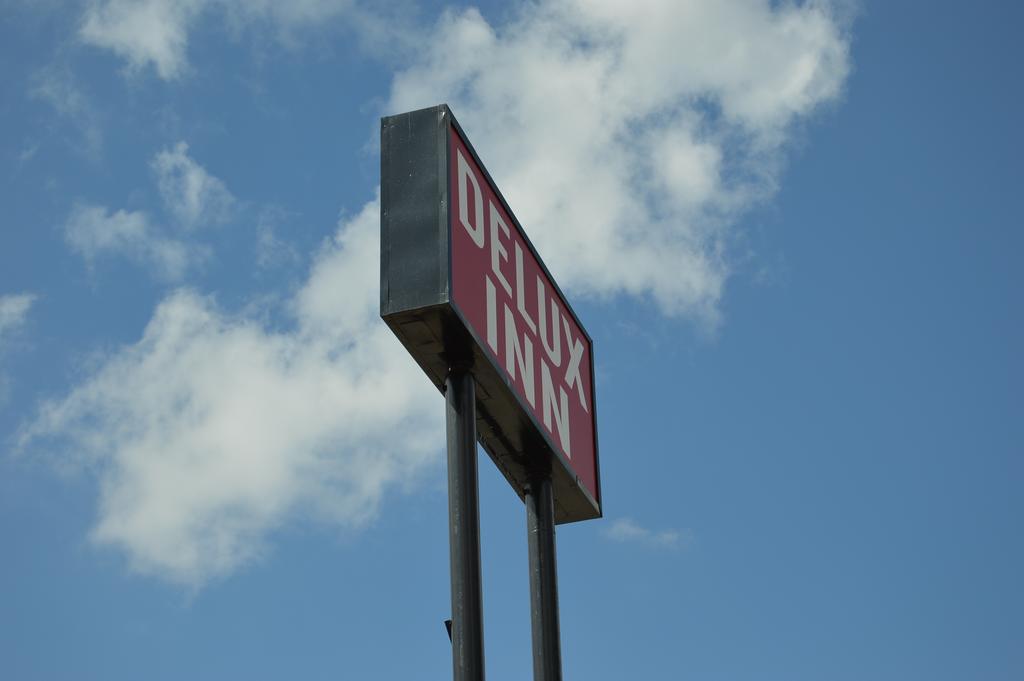 Delux Inn Tulsa Zewnętrze zdjęcie